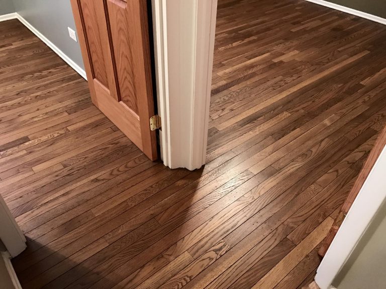 Chicago hardwood floor expert Tom & Peter Flooring